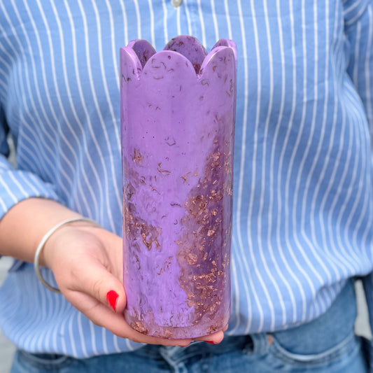 Small Resin Scallop Vase - Purple