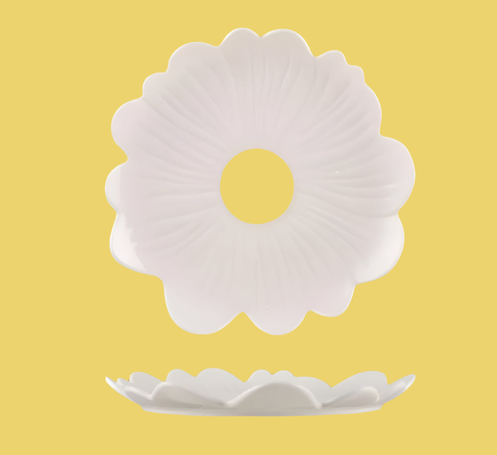 AUGUST PREORDER Small Flower Plate - White with Yellow Centre