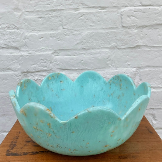 Large Scallop Resin Bowl - Turquoise