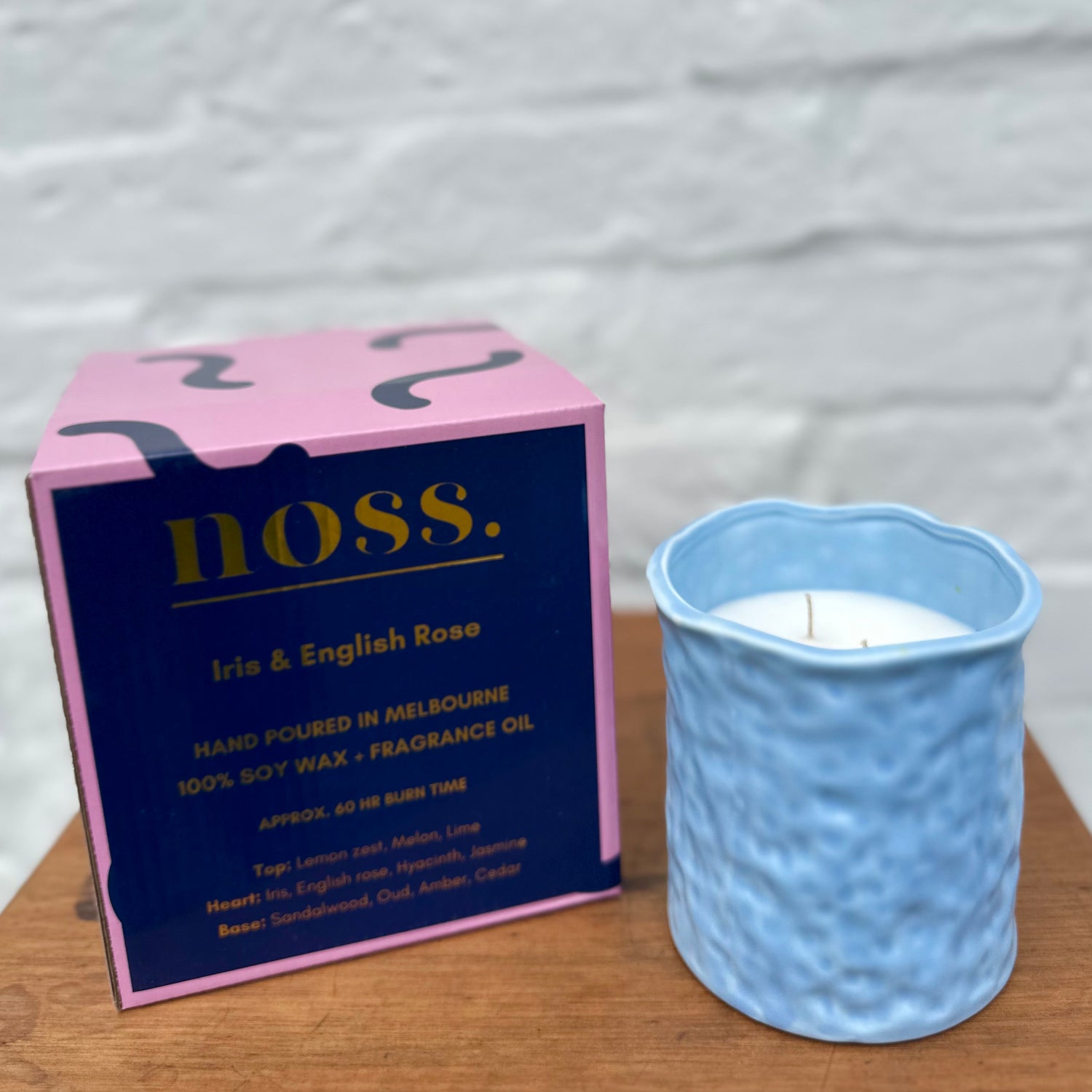 Large Iris &amp; English Rose Candle - Blue Textured Jar