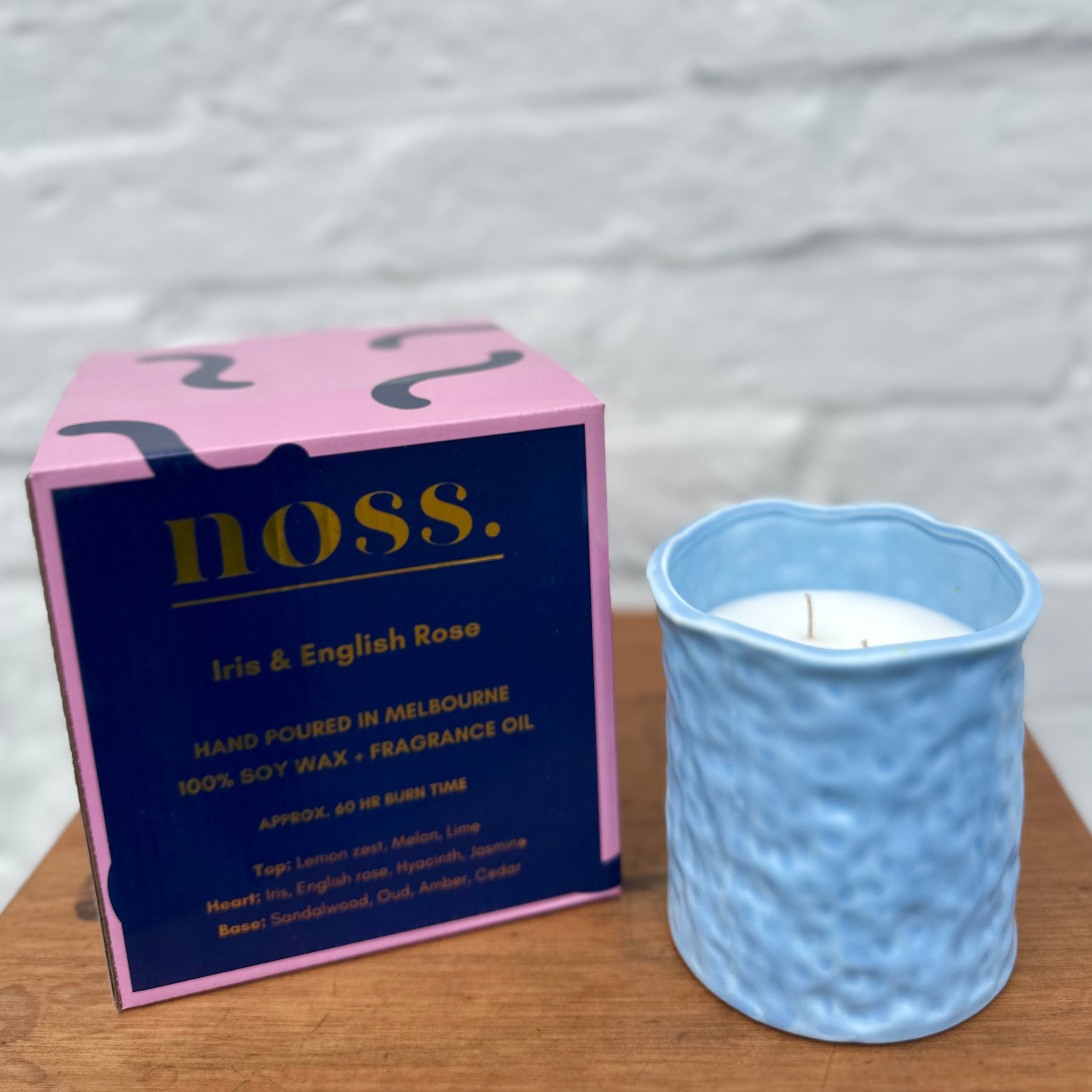 Large Iris &amp; English Rose Candle - Blue Textured Jar